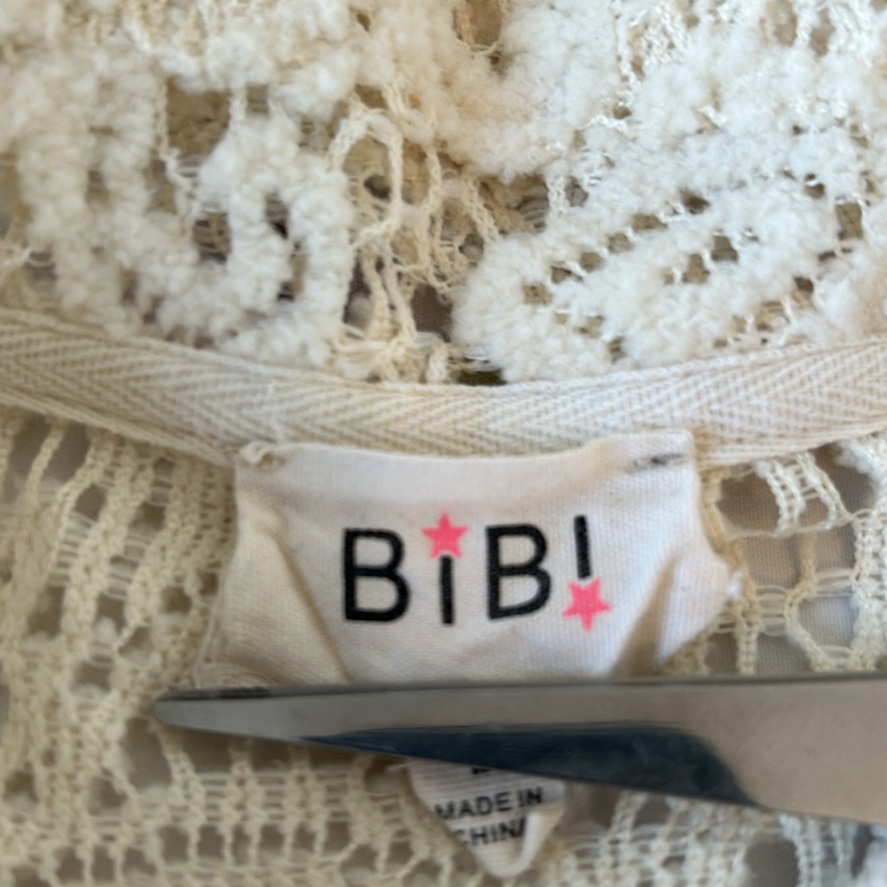 Cream Lace Button-Front Jacket - Picture 10 of 14